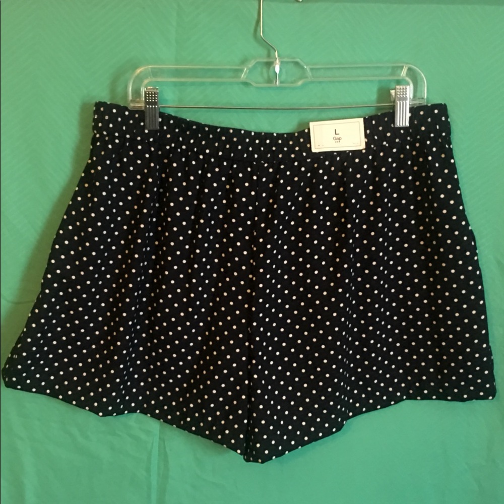Adorable summer shorts & teeny tiny polka dots!
